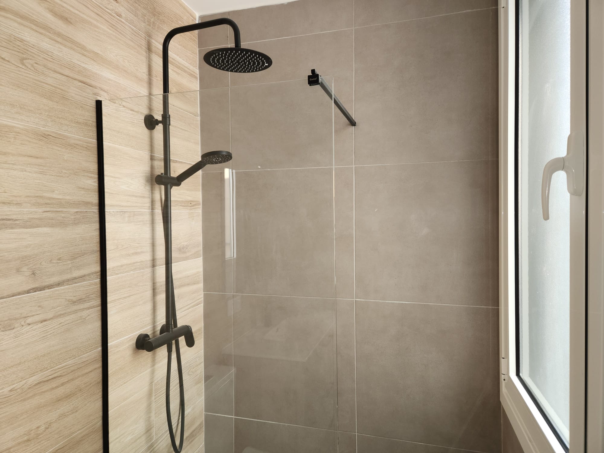 3425c14a-d044-46b4-a1b5-e9016a09c46d