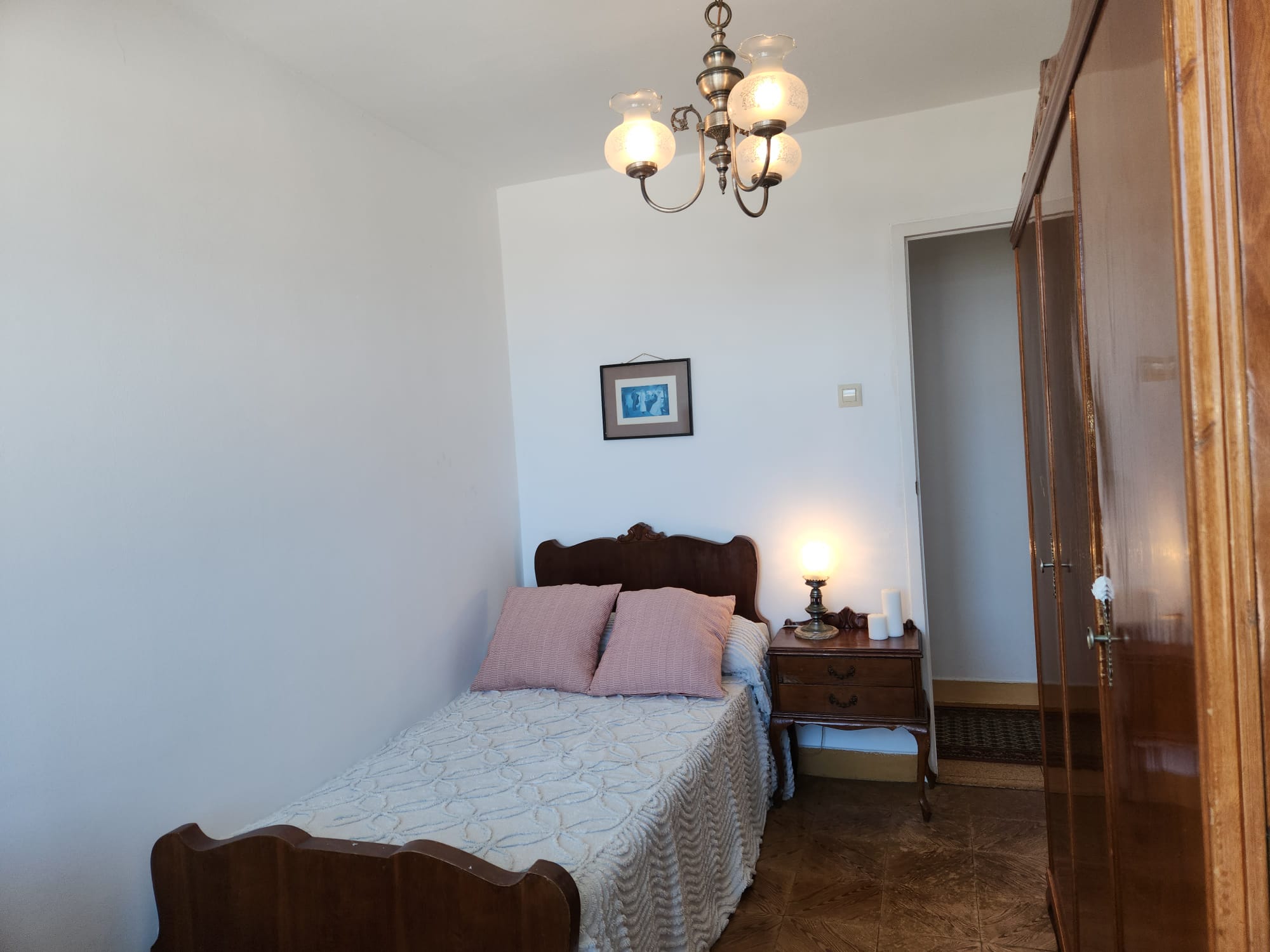 9fd69e15-020c-4c9c-982e-b93e974d852d