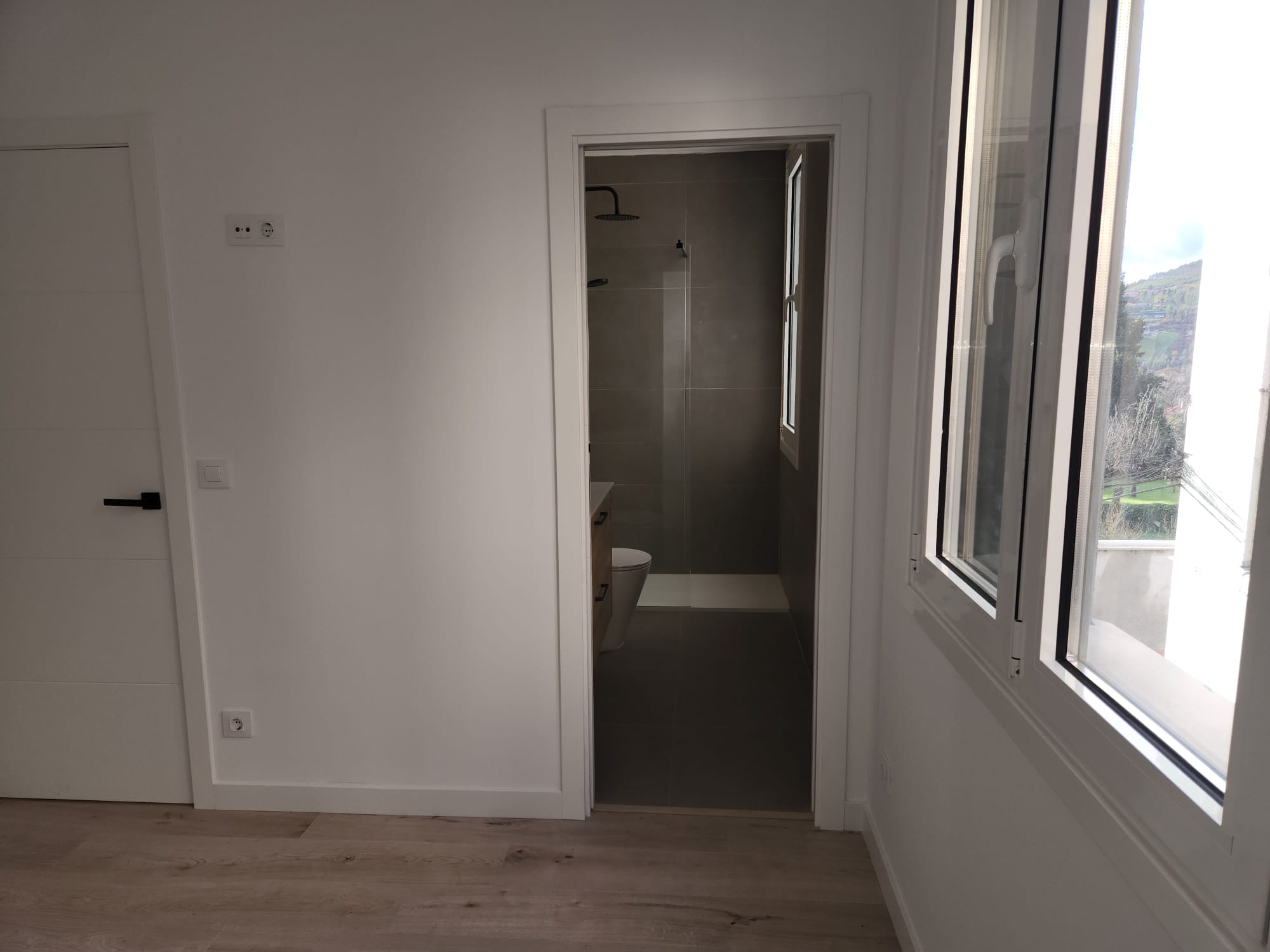 ad3c6298-207b-49c8-8be4-151e19371b1b