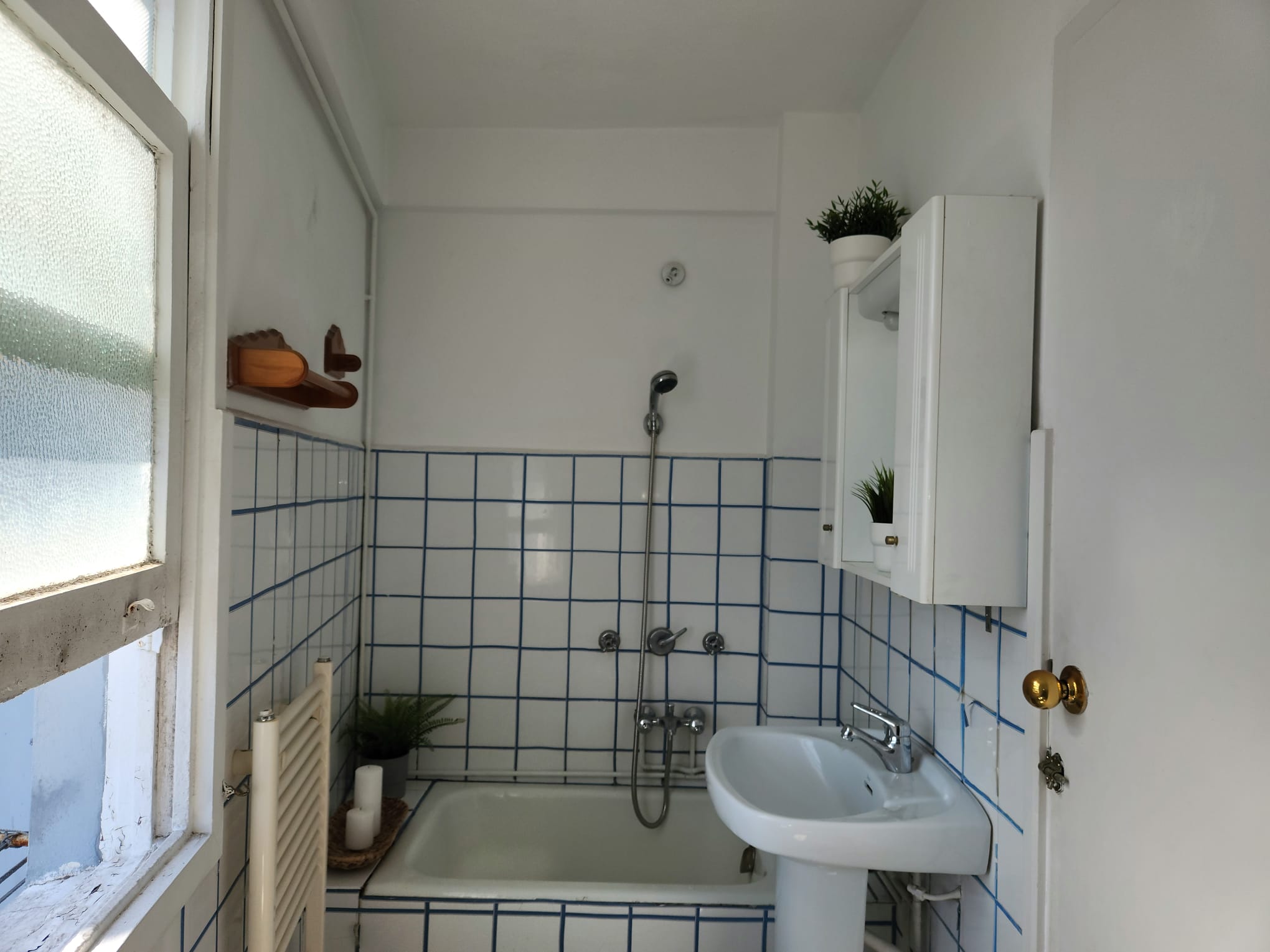 b99ecf91-e841-4fac-b5dd-45d2c74364a4