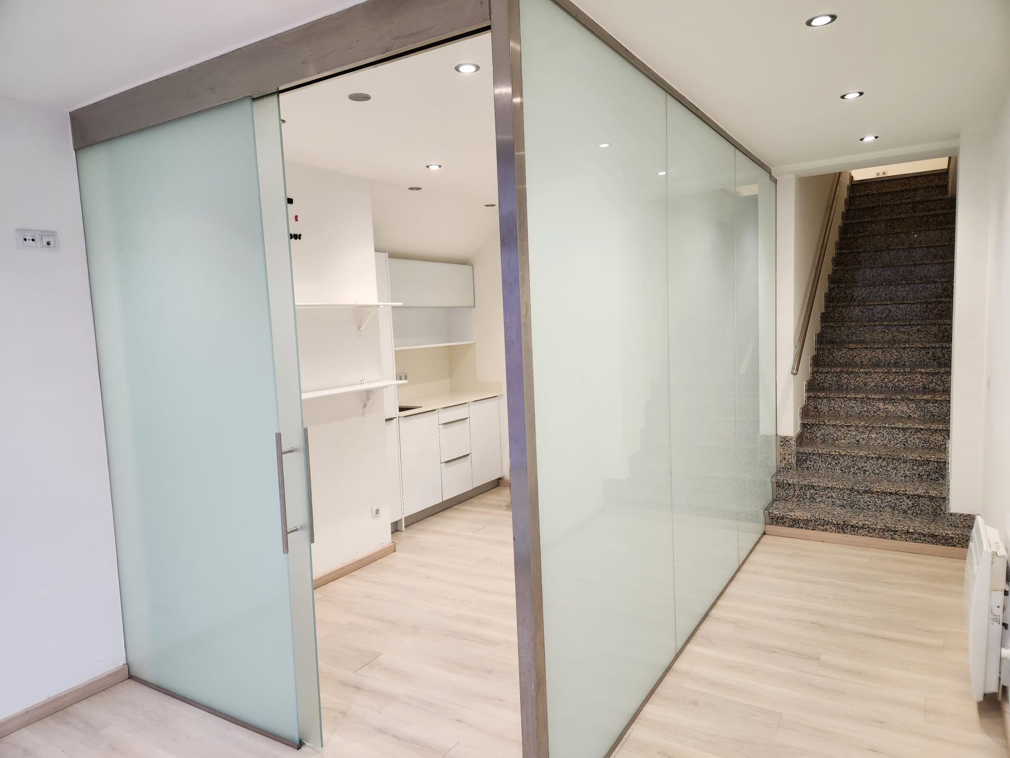 e327dd89-33ef-45cf-8c64-8b3b17f44876