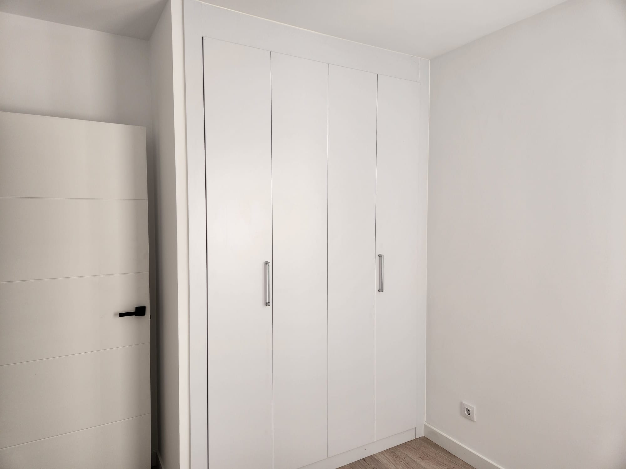 e6684eed-27b1-4809-a76d-ed3960ab6381