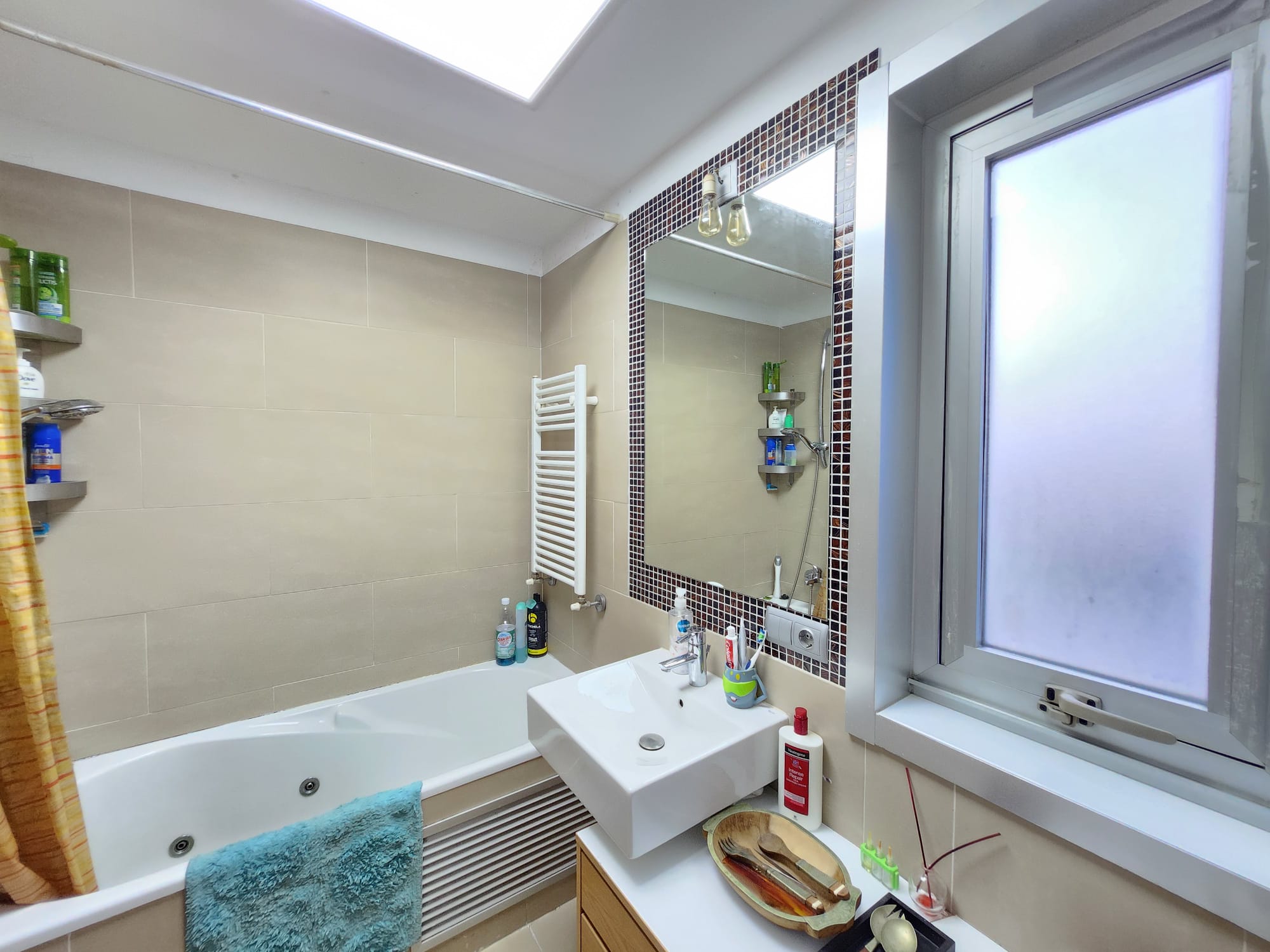 fab22e4b-0199-45fe-bac1-2669b4b9792d